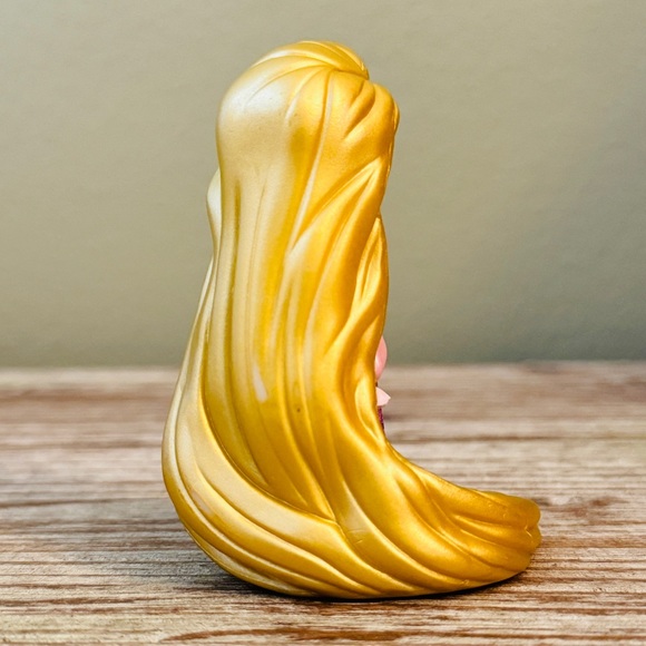 Rapunzel Disney Princess Figurine by Disney Animator’s Deluxe Collection - Picture 2 of 2